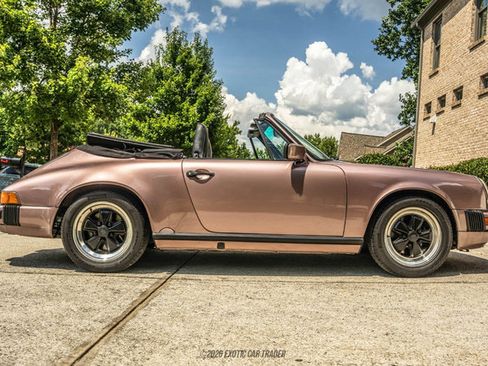 Used 1988 Porsche 911 Carrera RWD image 9