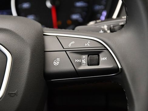 Certified 2025 Audi Q5 2.0T Premium image 25