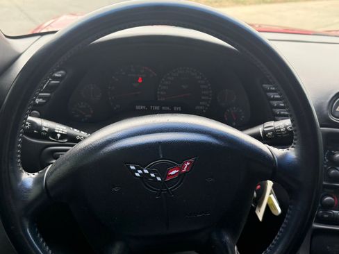 Used 2004 Chevrolet Corvette Base w/ Preferred Equipment Group image 27