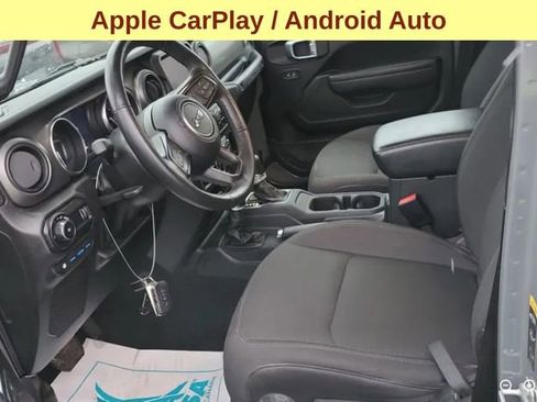 Used 2023 Jeep Wrangler Unlimited w/ Cold Weather Group image 5