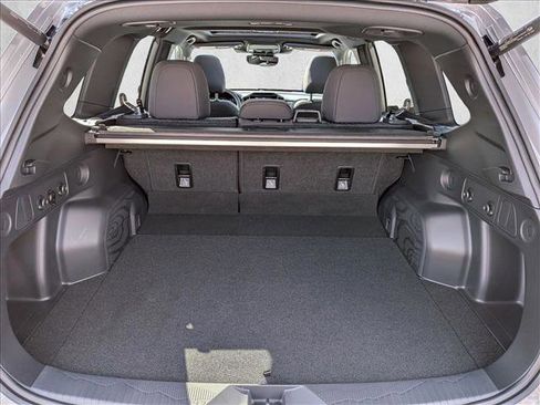 Used 2026 Subaru Forester Premium image 6