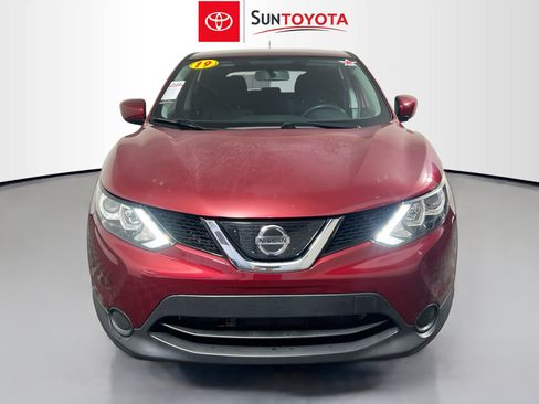 Used 2019 Nissan Rogue Sport S w/ Appearance Package FWD image 10