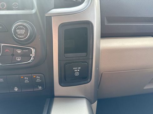 Used 2015 RAM 1500 Big Horn AWD/4WD image 26