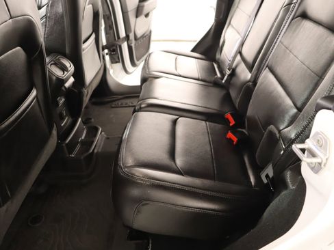 Used 2023 Jeep Wrangler Altitude image 13