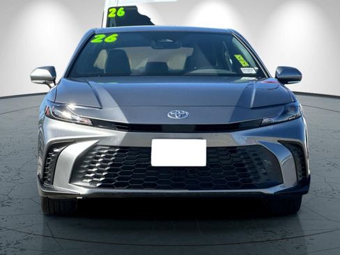 Used 2026 Toyota Camry SE w/ Convenience Package FWD image 9