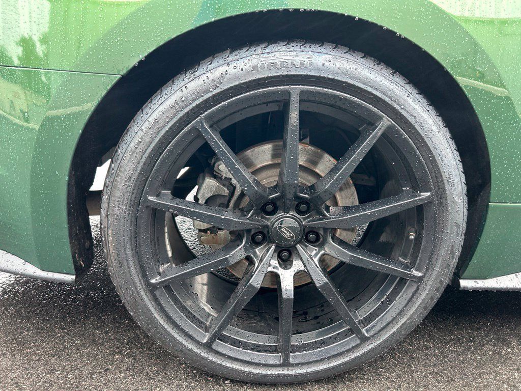 Used 2022 Ford Mustang GT RWD image 4