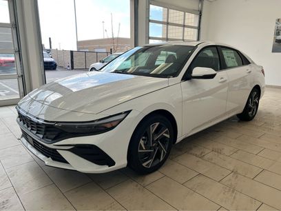 New 2026 Hyundai Elantra Limited w/ Cargo Package