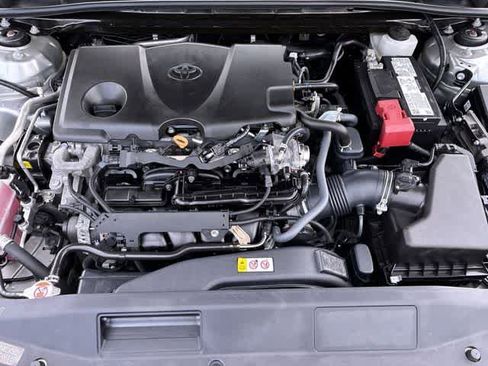 Used 2022 Toyota Camry LE FWD image 15
