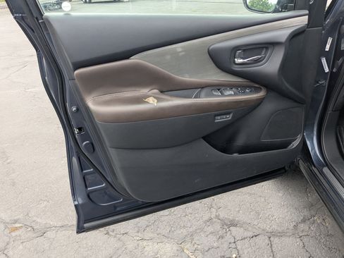 Used 2015 Nissan Murano Platinum w/ Platinum Technology Package FWD image 14
