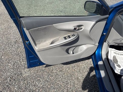 Used 2010 Toyota Corolla LE image 22