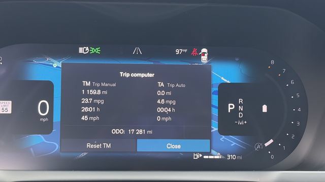 Certified 2026 Volvo XC90 B6 Plus AWD/4WD image 18