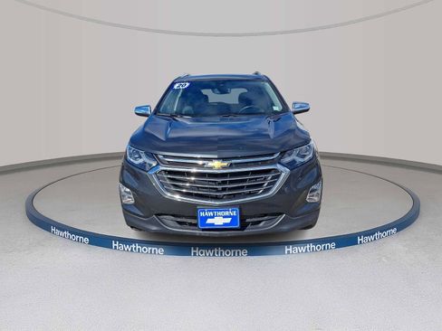 Used 2020 Chevrolet Equinox Premier image 2