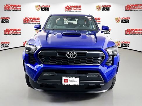 Certified 2025 Toyota Tacoma TRD Sport AWD/4WD image 13