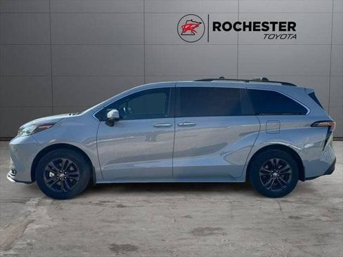 Certified 2024 Toyota Sienna XLE Woodland Edition AWD/4WD image 66