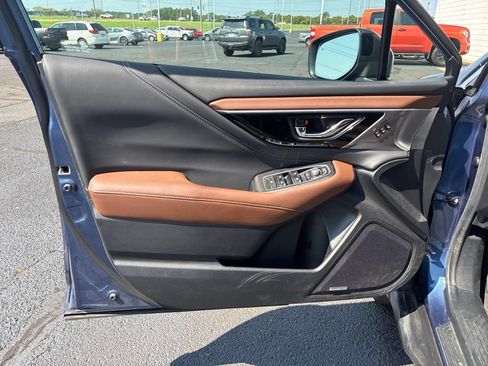 Used 2020 Subaru Outback Touring w/ Popular Package #2 AWD/4WD image 7