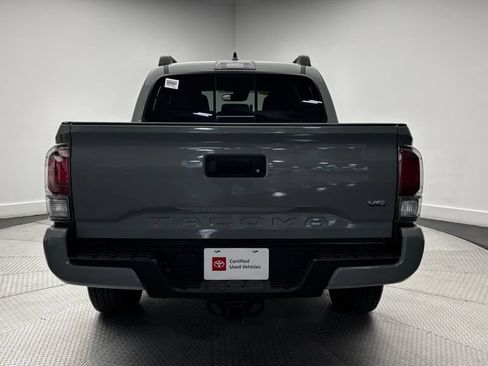 Used 2022 Toyota Tacoma TRD Sport AWD/4WD image 41