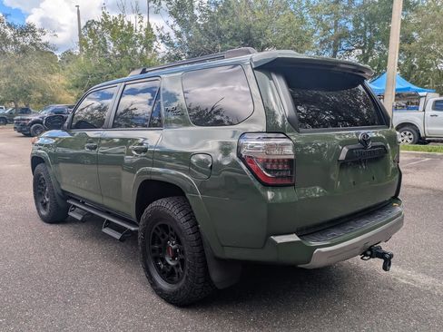 Used 2022 Toyota 4Runner TRD Off-Road Premium w/ Moonroof Package AWD/4WD image 6