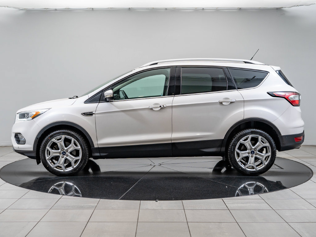Used 2018 Ford Escape Titanium FWD image 5