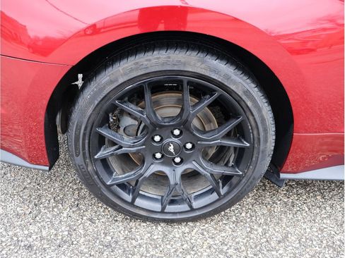 Used 2018 Ford Mustang Coupe w/ Ecoboost Performance Package image 10