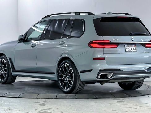 Used 2024 BMW X7 xDrive40i w/ Executive Package image 6
