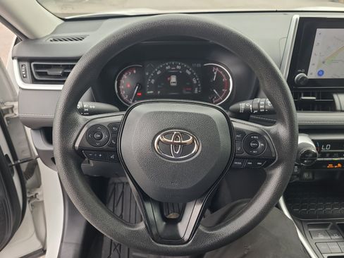 Used 2023 Toyota RAV4 XLE FWD image 16