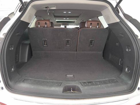 Used 2021 Buick Enclave Avenir w/ Avenir Technology Package FWD image 15