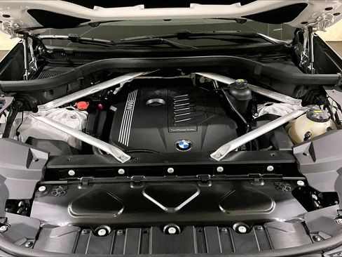 Used 2019 BMW X5 xDrive40i w/ Convenience Package AWD/4WD image 29