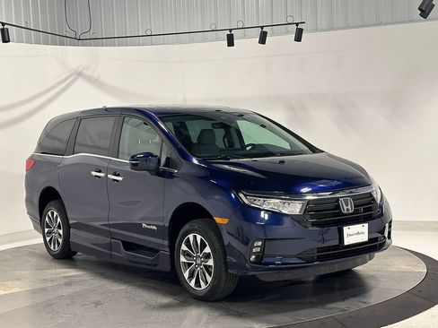 Used 2021 Honda Odyssey EX-L image 5