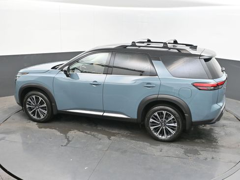 New 2026 Nissan Pathfinder Platinum AWD/4WD image 37