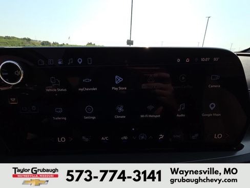 Used 2026 Chevrolet Traverse LT w/ Driver Confidence Package FWD image 21