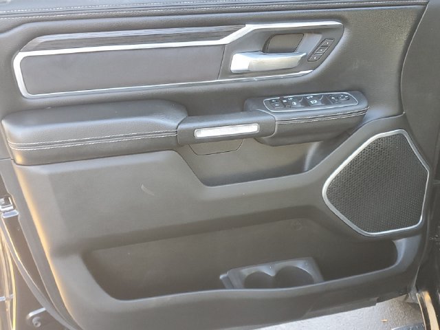 Used 2023 RAM 1500 Laramie AWD/4WD image 14