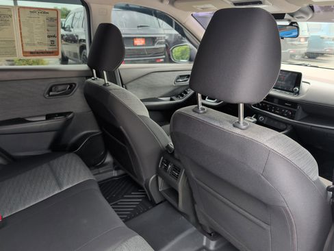 Used 2021 Nissan Rogue S FWD image 21