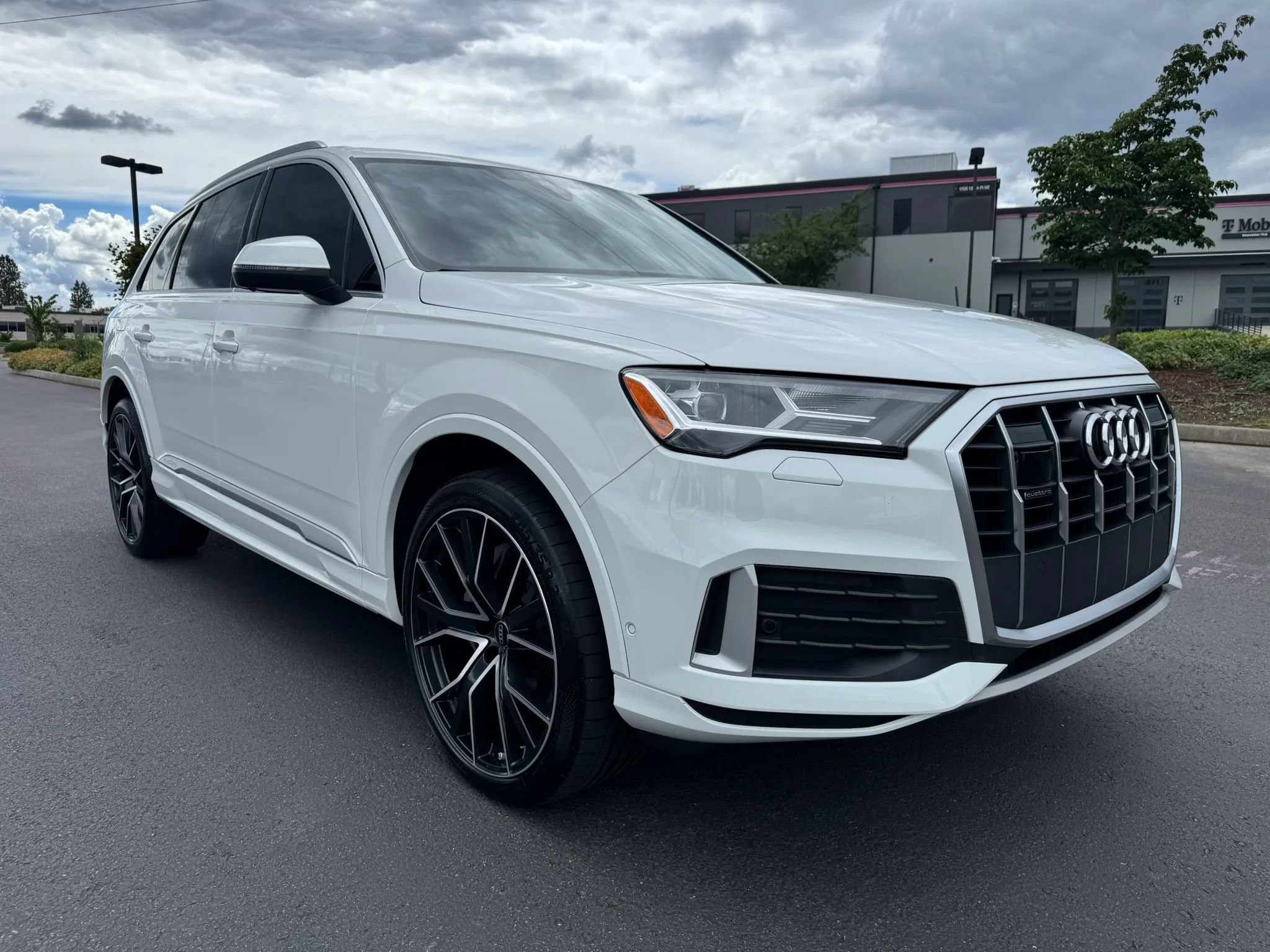 Used 2023 Audi Q7 2.0T Premium AWD/4WD image 2