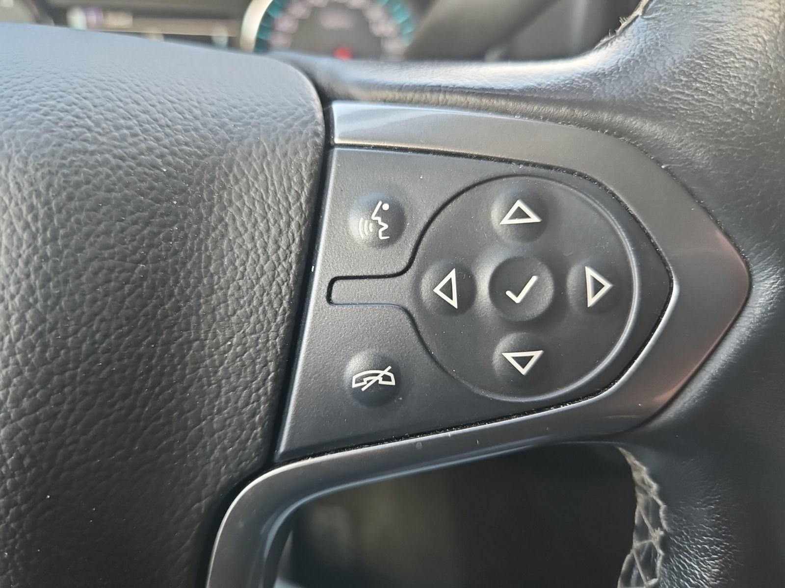 Used 2015 Chevrolet Silverado 1500 LT w/ All Star Edition AWD/4WD image 31