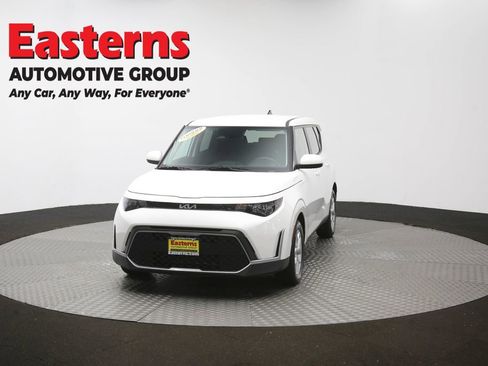 Used 2024 Kia Soul LX w/ Option Group 015 FWD image 53