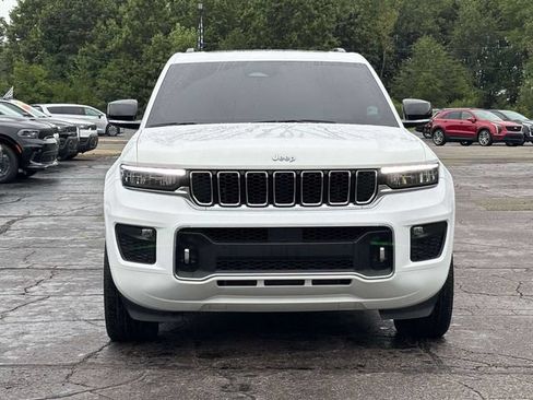 Used 2023 Jeep Grand Cherokee Overland w/ MOPAR Finishing Package AWD/4WD image 30