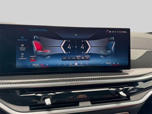 Certified 2025 BMW X6 M60i w/ Dynamic Handling Package image 13