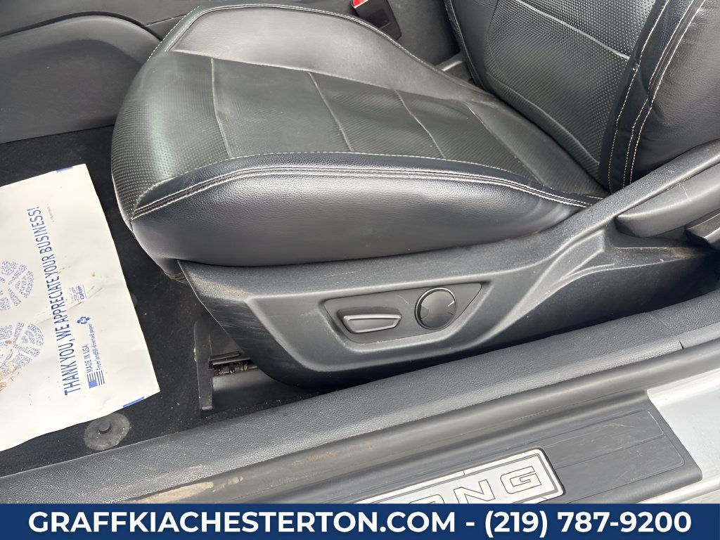 Used 2020 Ford Mustang Premium RWD image 14