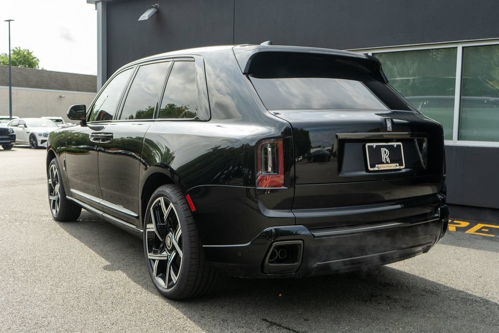 New 2027 Rolls-Royce Cullinan Black Badge AWD/4WD image 3