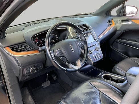Used 2017 Lincoln MKC Select w/ Select Plus Package FWD image 17