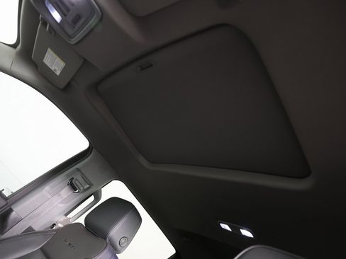 Used 2024 GMC Sierra 2500 Denali w/ Denali Reserve Package image 5