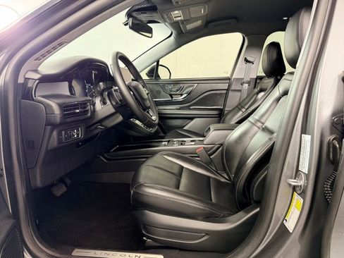 Used 2022 Lincoln Corsair FWD image 23