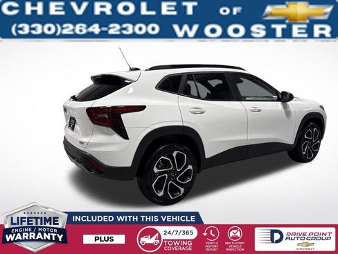 New 2026 Chevrolet Trax RS w/ Sunroof Package image 5