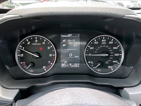 Used 2025 Subaru Crosstrek 2.5i Premium AWD/4WD image 13