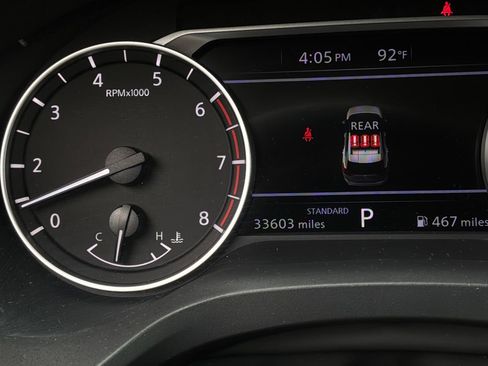 Used 2025 Nissan Rogue SV FWD image 38