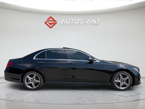 Used 2018 Mercedes-Benz E 300 4MATIC image 12