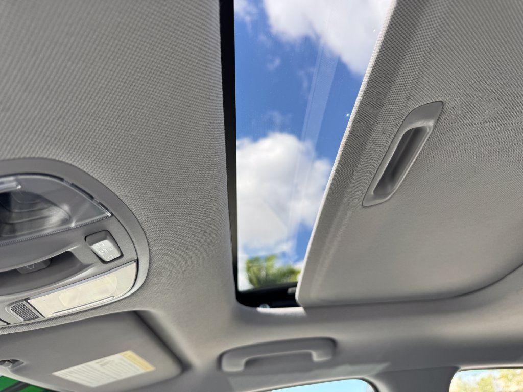 Used 2018 Hyundai Ioniq Limited w/ Ultimate Package 02 FWD image 33