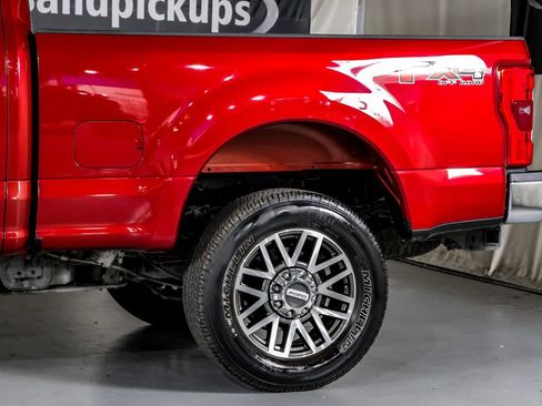 Used 2017 Ford F250 Lariat w/ Lariat Ultimate Package AWD/4WD image 13