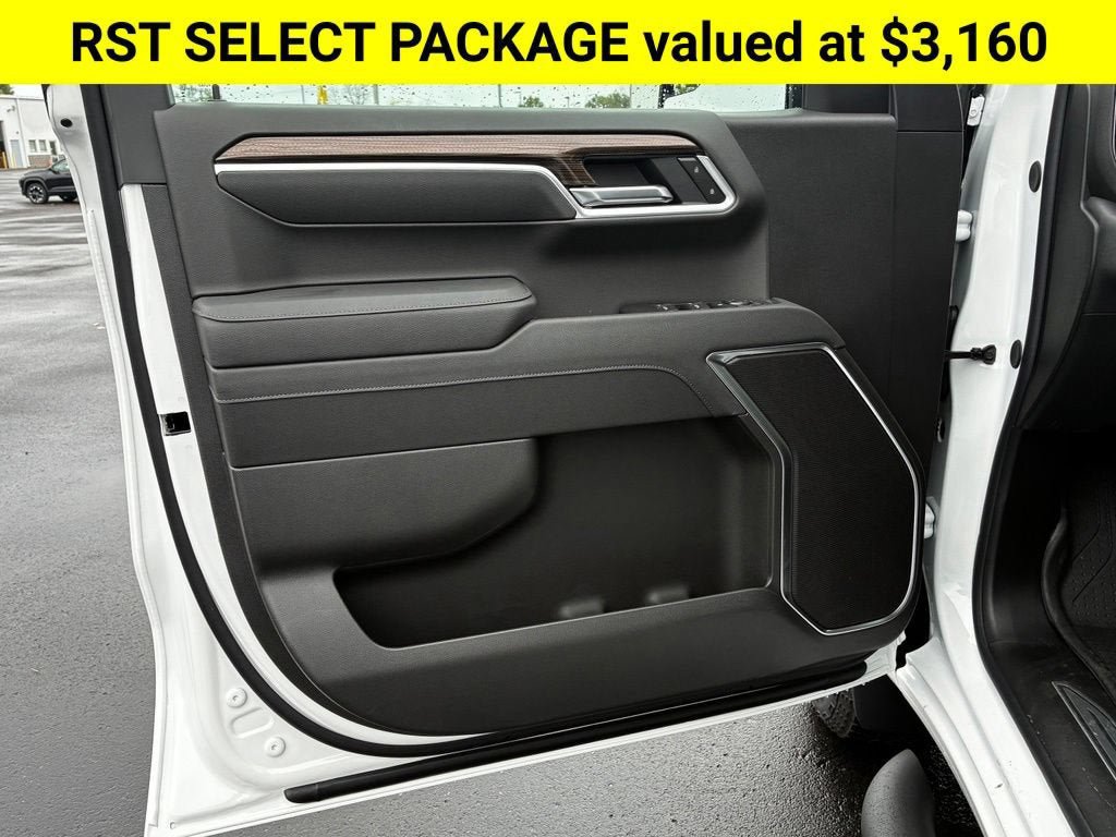 New 2026 Chevrolet Silverado 1500 RST w/ RST Select Package AWD/4WD image 2