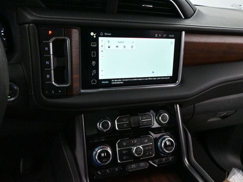 Used 2024 GMC Yukon Denali Ultimate image 18